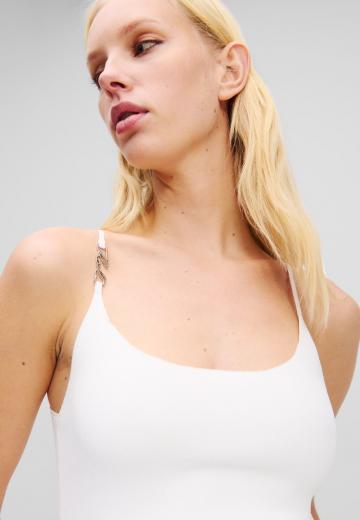 Топ на бретельках