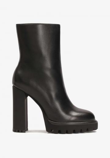 Полусапожки на высоком каблуке