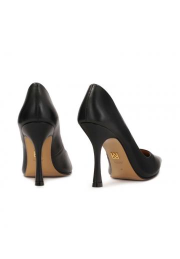 Туфли на высоком каблуке