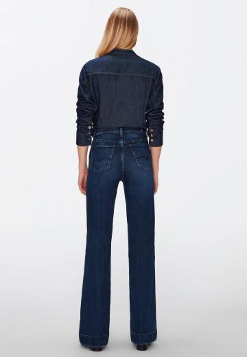 Клешеные джинсы