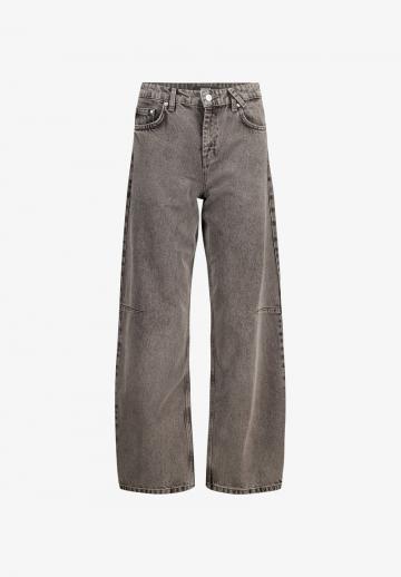 Свободные джинсы