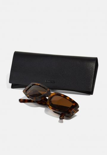 Солнечные очки