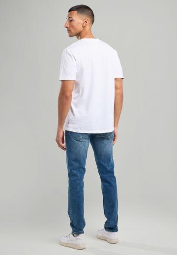 Узкие джинсы