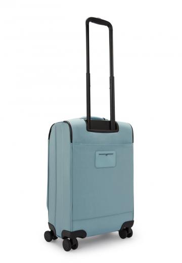 Чемодан на колесах