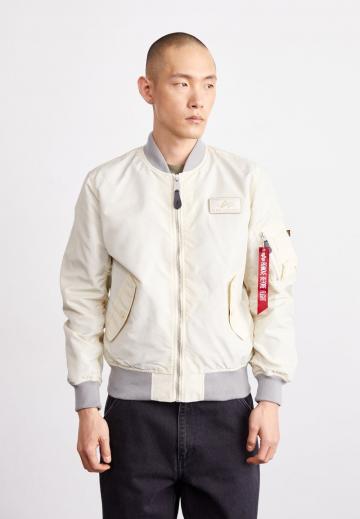 Куртка бомбер