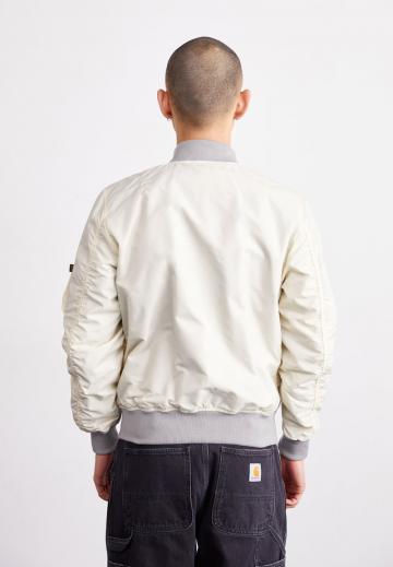 Куртка бомбер