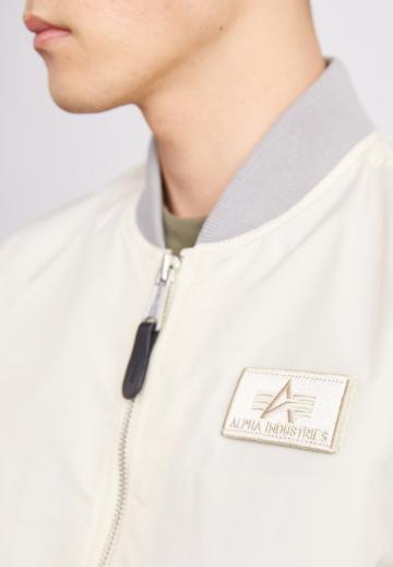 Куртка бомбер