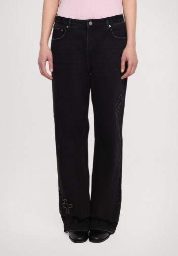 Джинсы бойфренда