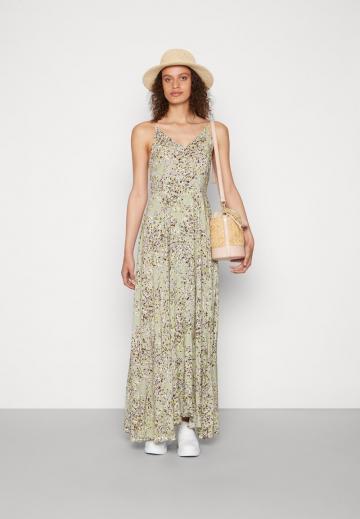 Длинное платье