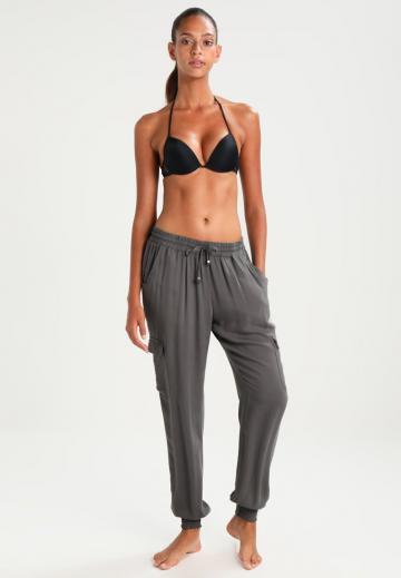 Пляжные шорты