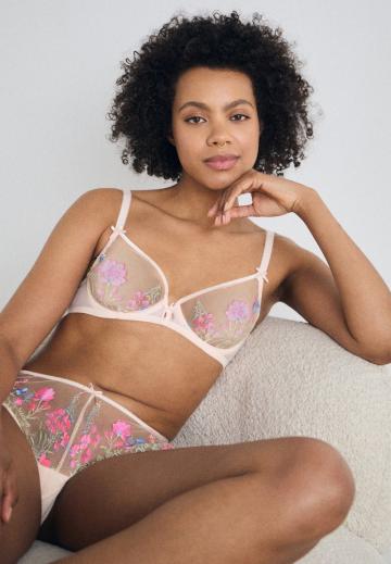 Бюстгальтер