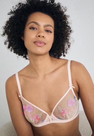 Бюстгальтер