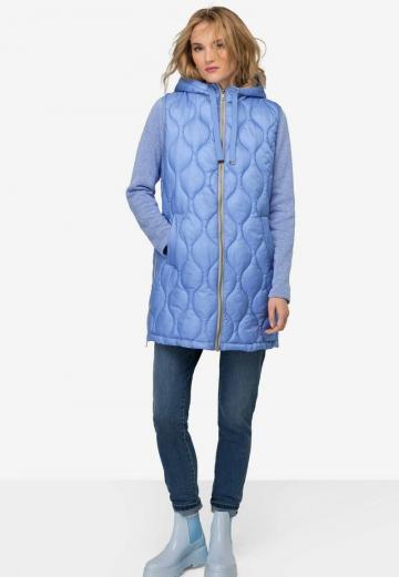 Длинный жилет