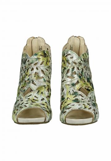 Туфли с открытым носом