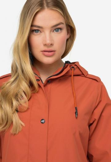 Короткое пальто