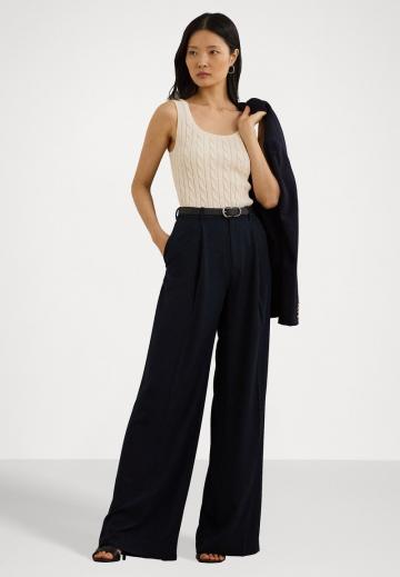 Пуловер без рукавов