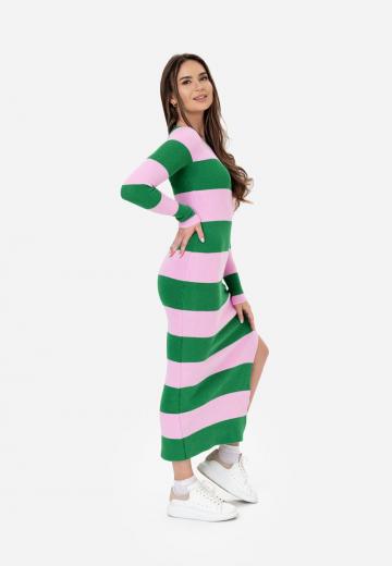 Вязаное платье