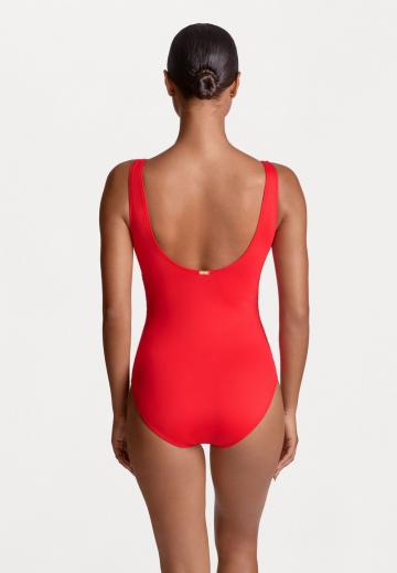 Слитный купальник