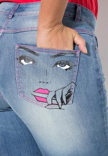 Короткие джинсы