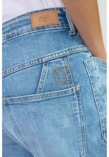 Свободные джинсы