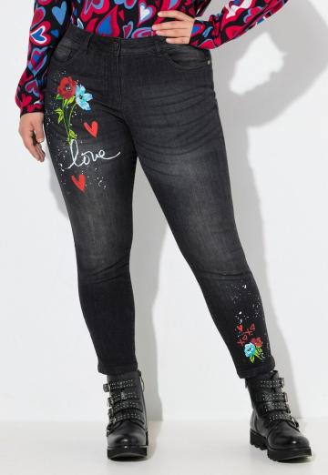 Узкие джинсы