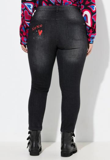 Узкие джинсы