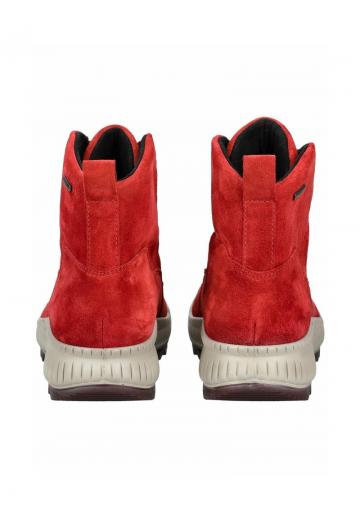 Сапожки на танкетке