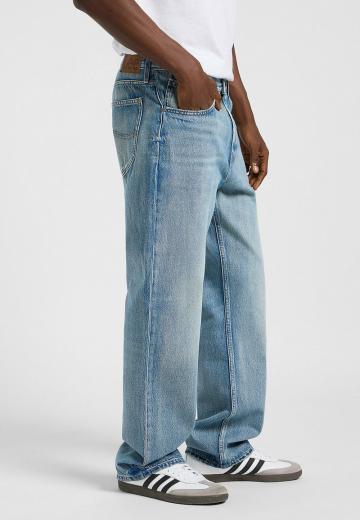 Свободные джинсы