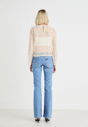 Клешеные брюки