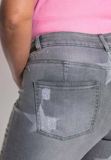 Короткие джинсы