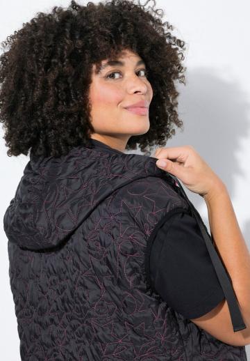 Длинный жилет