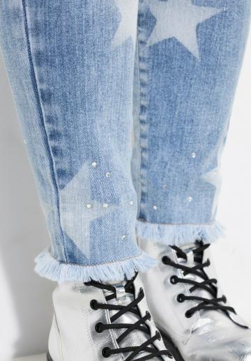 Короткие джинсы