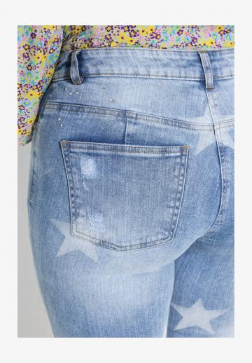 Короткие джинсы