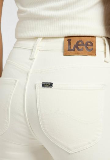 Узкие джинсы