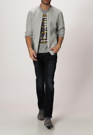 Узкие джинсы