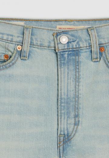 Джинсовые шорты