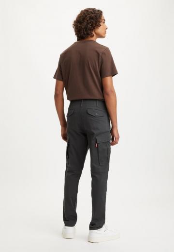 Брюки с накладными карманами