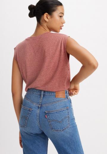 Прямые джинсы