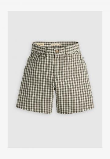 Джинсовые шорты