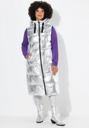 Длинный жилет