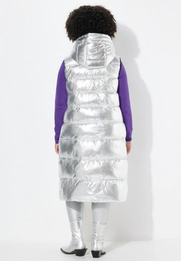 Длинный жилет