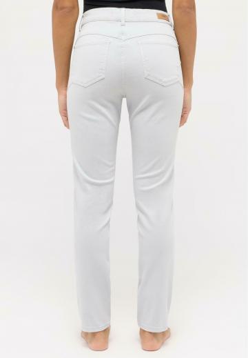 Узкие джинсы