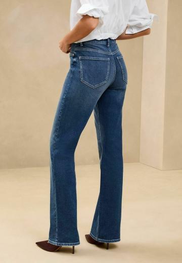 Клешеные джинсы