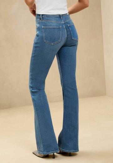 Клешеные брюки