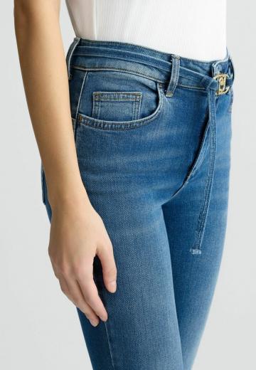 Клешеные брюки