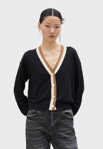 Вязаная кофта