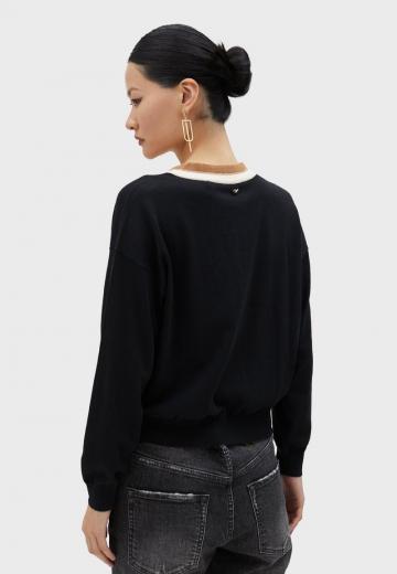 Вязаная кофта