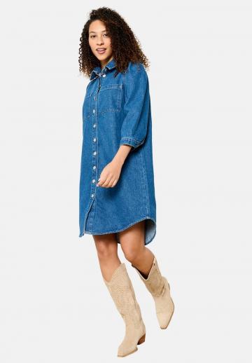 Джинсовое платье