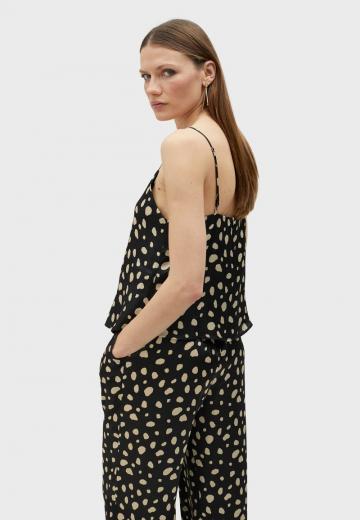 Топ на бретельках