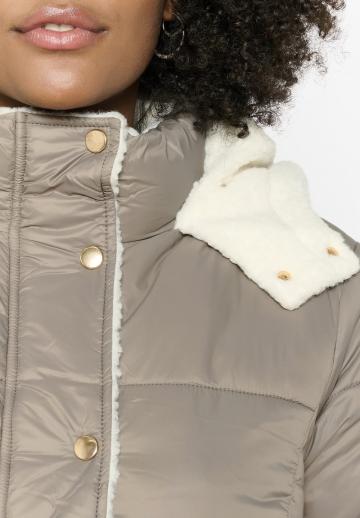 Зимняя куртка